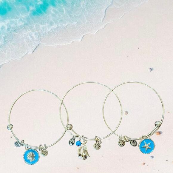 Brighton Expandable Set of 3 Nautical Charm Gold Tone Bracelets - Picture 1 of 6